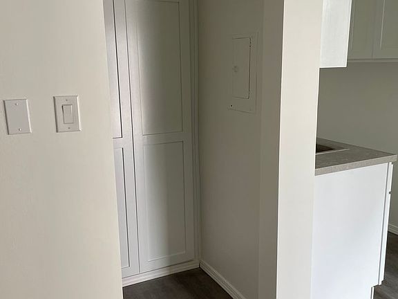 5th image of 5118 W 20th St #1