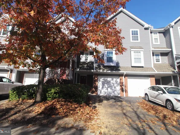 64 E Shrewsbury Pl, Princeton, NJ 08540