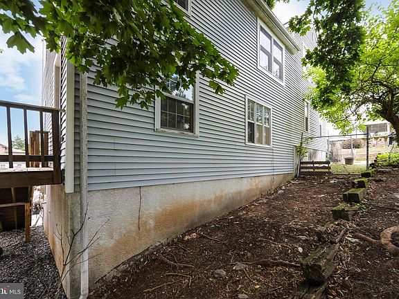 5th image of 37 Dayton St