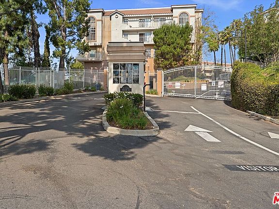 3rd image of 4755 Templeton St APT 2113