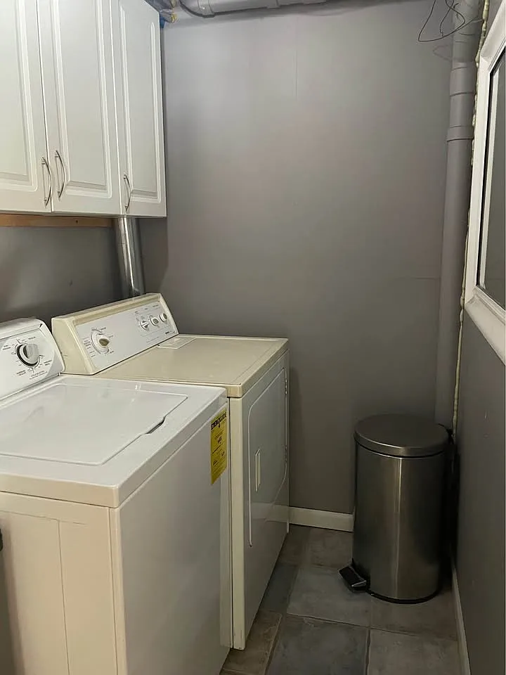 3 bed, 1000 sqft, $2,750 — Photo 2