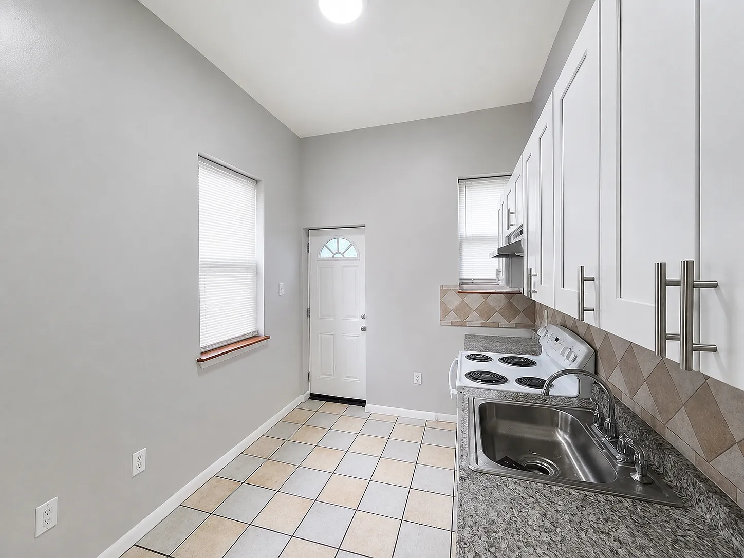 2 bed, 1000 sqft, $1,197 — Photo 3