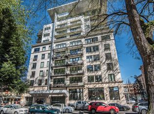 300 NW 8th Ave APT 904, Portland, OR 97209