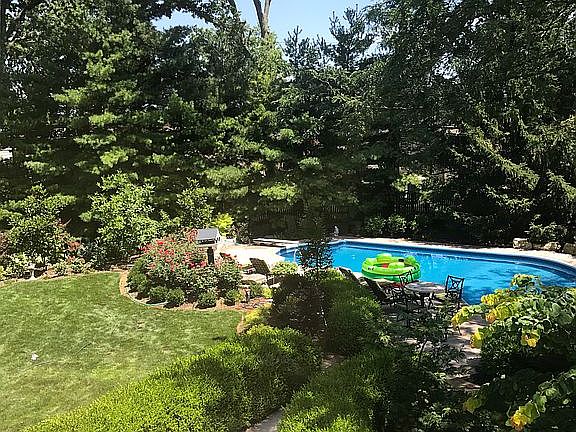 3rd image of 3826 Criswell Dr