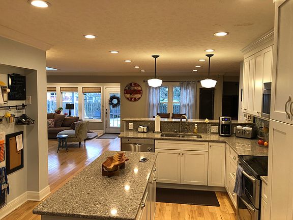 2nd image of 13938 Nantucket Ave NW