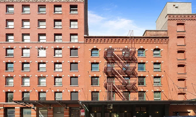 Rented by Douglas Elliman | media 30