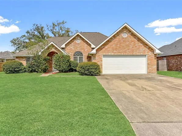 124 Duhe Dr, Hahnville, LA 70057
