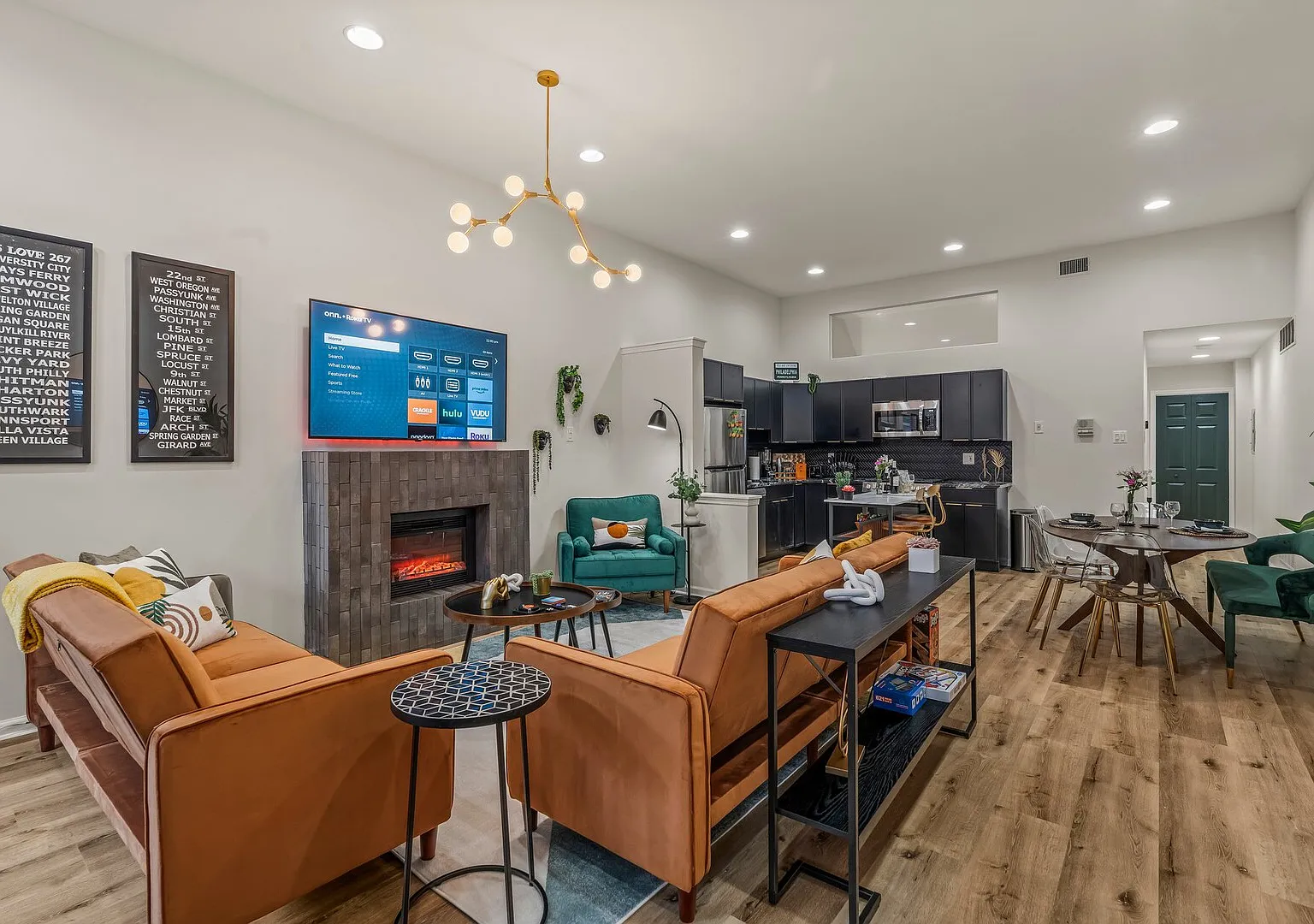 Charming Historic Gem in the Heart of Philly | 2BR — Photo 1