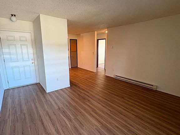 4th image of 5910 SE 41st Ave #12.0