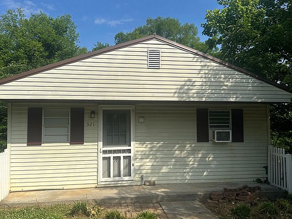 2nd image of 321 Landau Dr #321