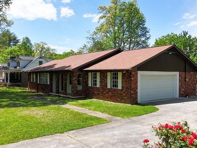 461 Sunrise St, Murphy, NC, 28906