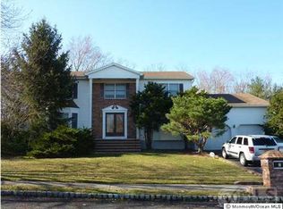 6 Jackie Dr, Morganville, NJ