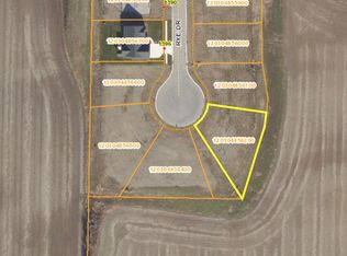 1407 Rye Dr, Van Wert, OH 45891