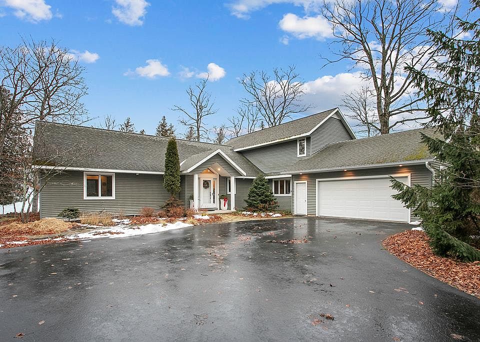 4250 Glidden Dr, Sturgeon Bay, WI 54235 Zillow