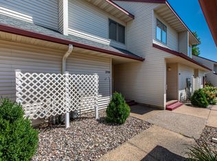 2759 Charles Ct NW, Rochester, MN 55901