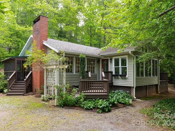 1 Western View St, Black Mountain, NC 28711