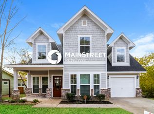 206 Perry Ave, Waxahachie, TX 75165