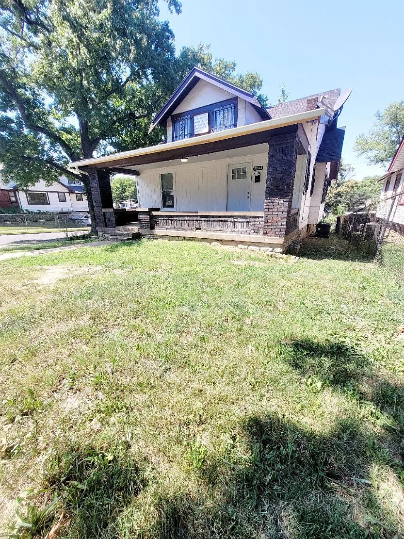 4 bed, 1252 sqft, $1,650 — Photo 1