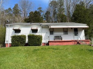 227 Cedar Lakes Dr, Ripley, WV 25271