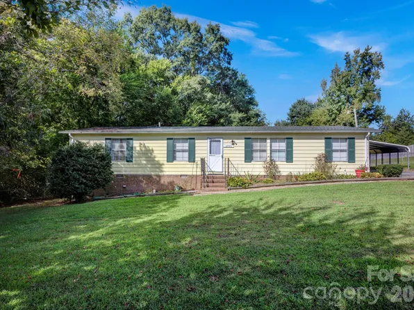 12523 Asbury Chapel Rd, Huntersville, NC 28078