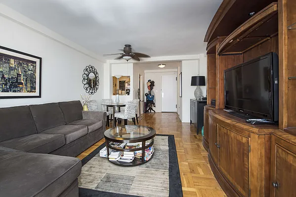 Rented by AIB Management Corp | media 2