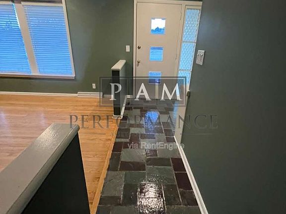 2nd image of 8862 N Malibu Dr