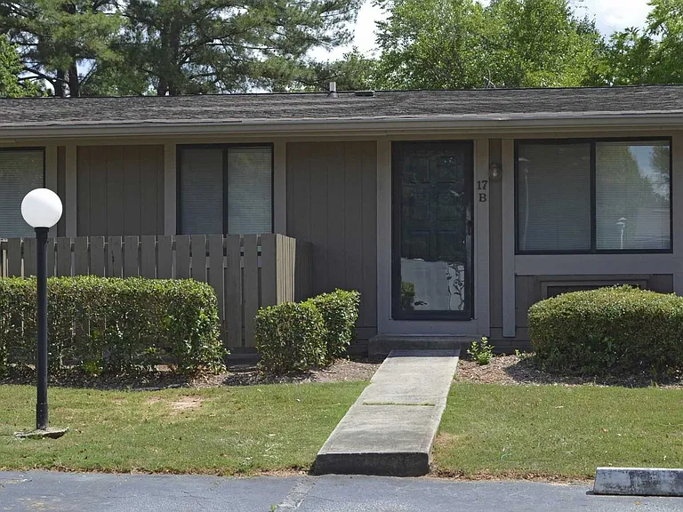 Pine Hill — Photo 12