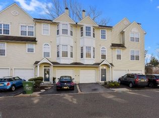 9602 Sandpiper Ln, Palmyra, NJ 08065