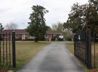 8420 Garners Ferry Rd, Hopkins, SC 29061