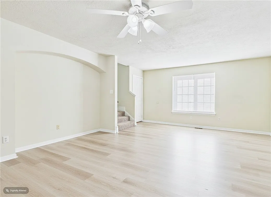4 bed, 1555 sqft, $1,850 — Photo 3