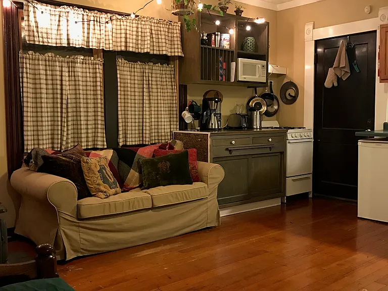 2226 Fremont Ave N #2 — Photo 5