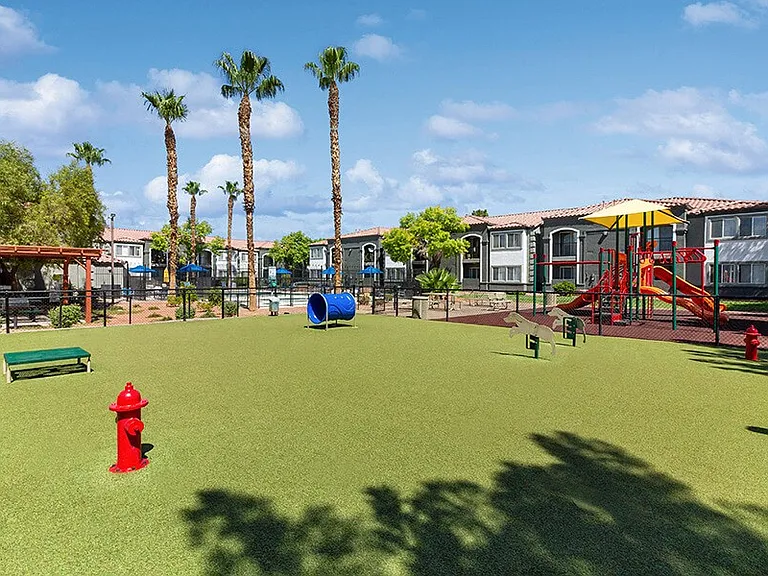 Loma Vista — Photo 23