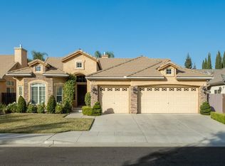 1074 E Olympic Dr, Fresno, CA 93730