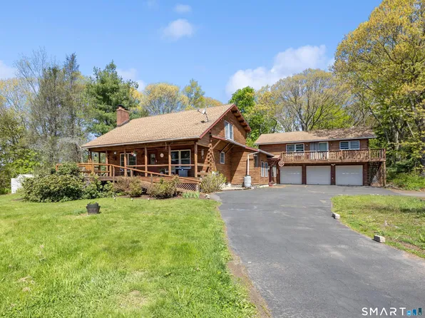 622 Chestnut Ridge Road, Orange, CT 06477