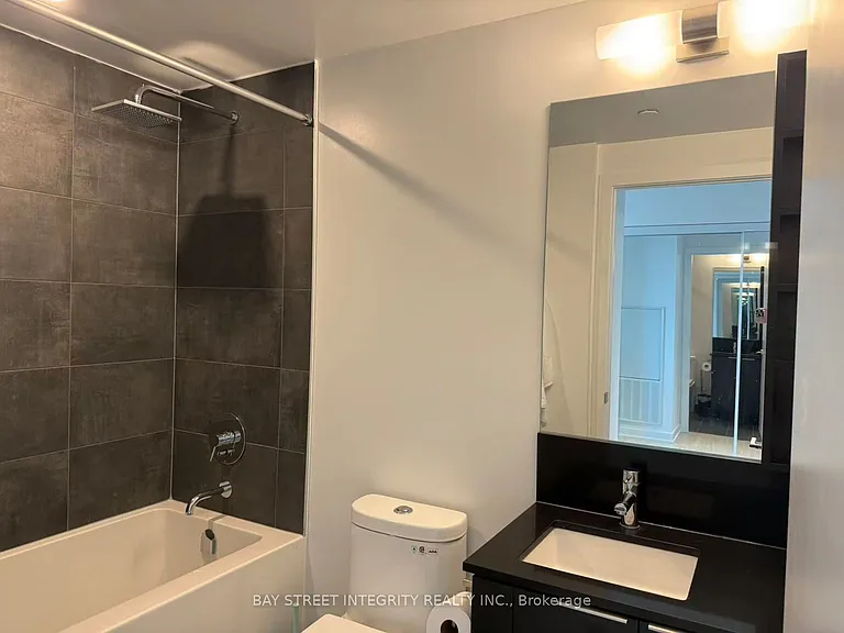 8 Wellesley St W #4616 — Photo 4
