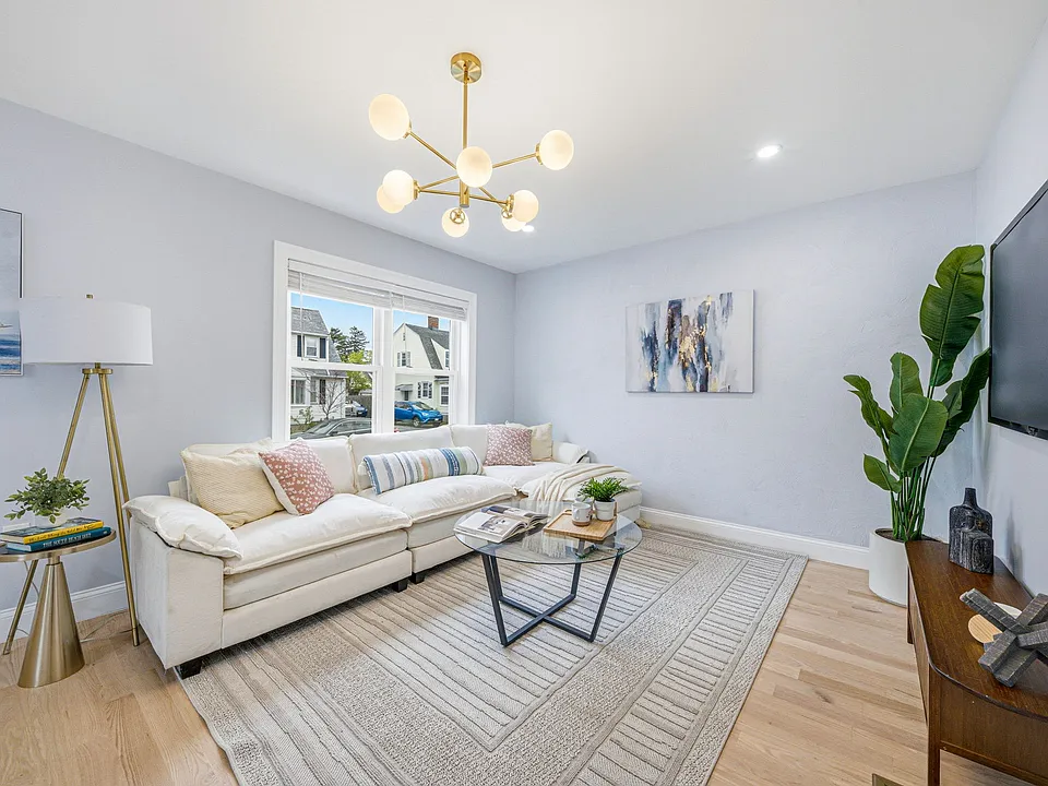 30 Arnold St