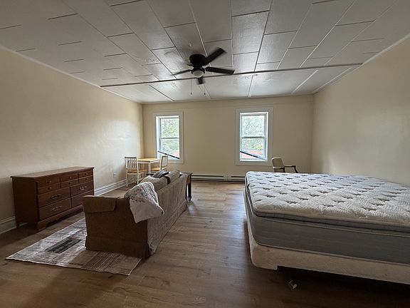 5th image of 526 Nicholas St #3