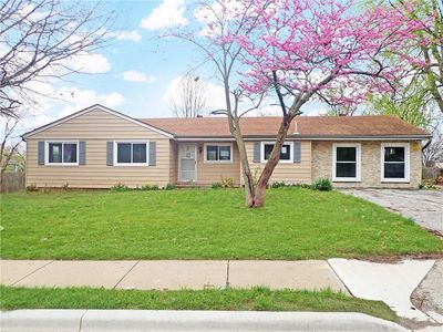 6829 Raytown Rd, Raytown, MO, 64133