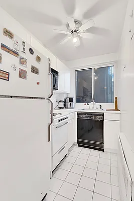 Rented by Douglas Elliman | media 4