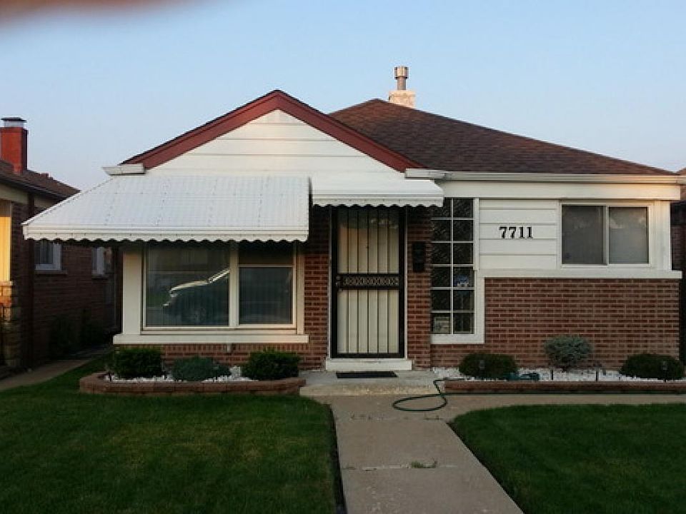 1st image of 7711 S Sawyer Ave