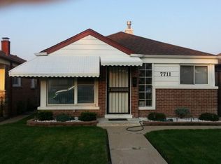 7711 S Sawyer Ave, Chicago, IL 60652