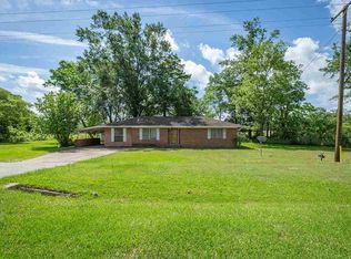 3806 State Highway 7 E, Center, TX 75935