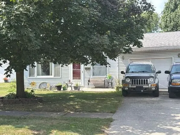 752 N Abigail St, Rensselaer, IN 47978