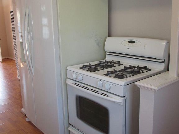 4th image of 1126 Shelburn Ln