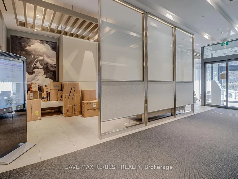 19 Western Battery Rd #2810 — Photo 5