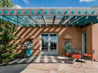 2055 Cerros Altos, Santa Fe, NM 87501