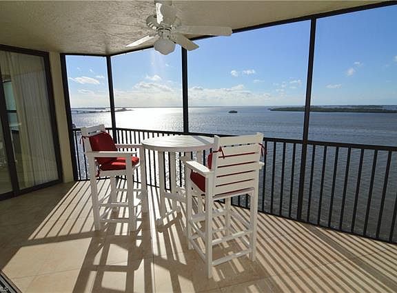 3rd image of 17080 Harbour Point Dr APT 1015