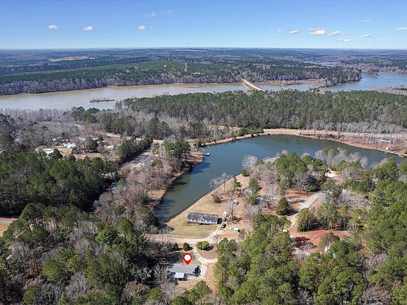 2nd image of 973 Twin Ponds Rd