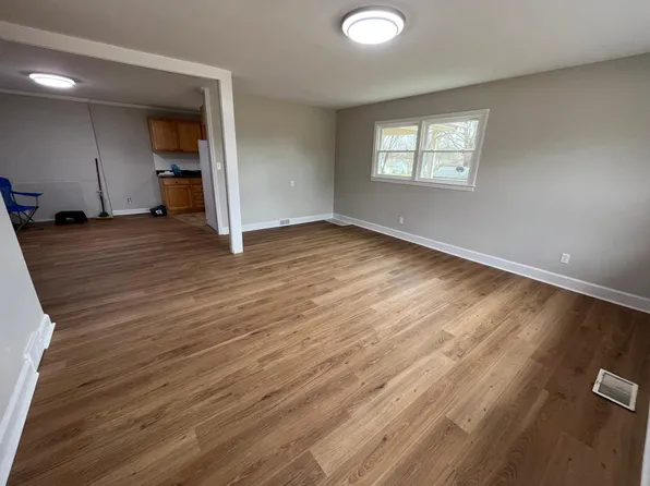 4081 Transou Rd, Pfafftown, NC 27040