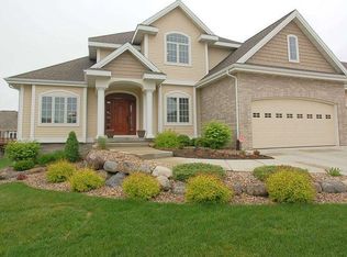 1225 Wenzel Way, Waunakee, WI 53597